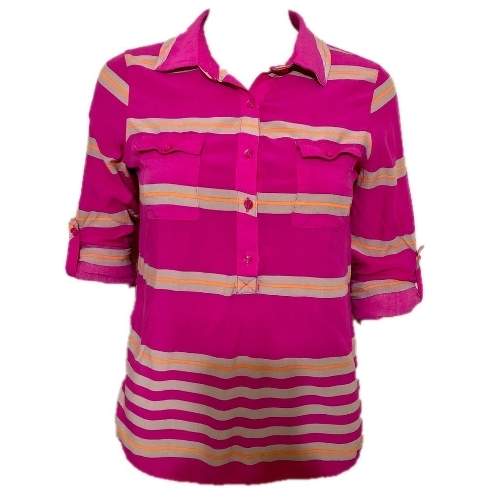 Old Navy Top with Front Pockets - Picture 3 of 11